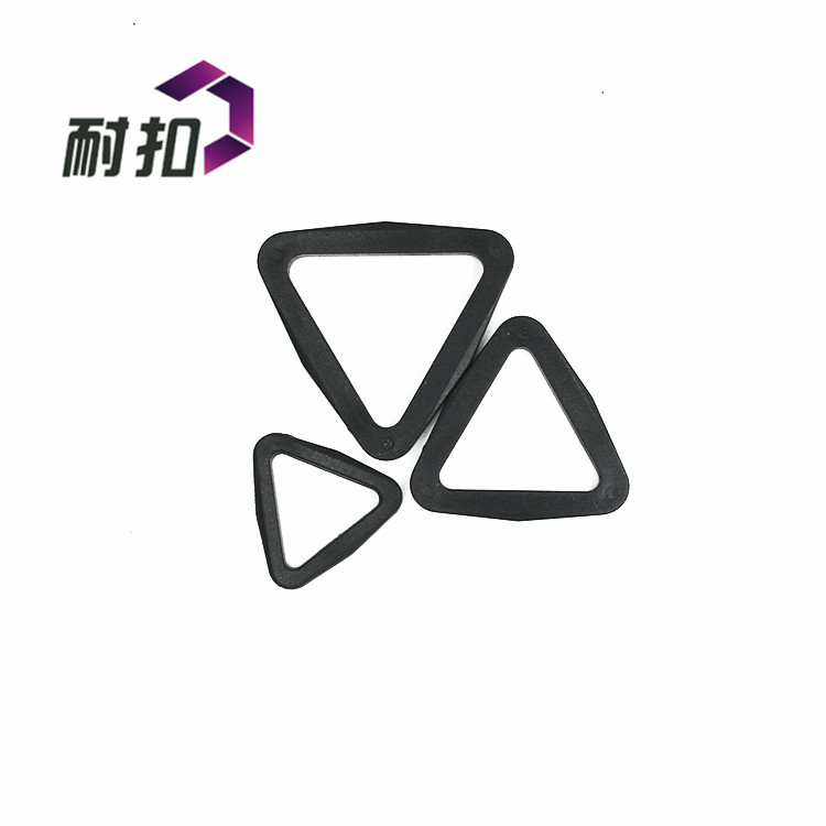 塑膠三角扣 注塑扣具 箱包配件 耐扣廠家大量生產(chǎn)銷售 現(xiàn)貨